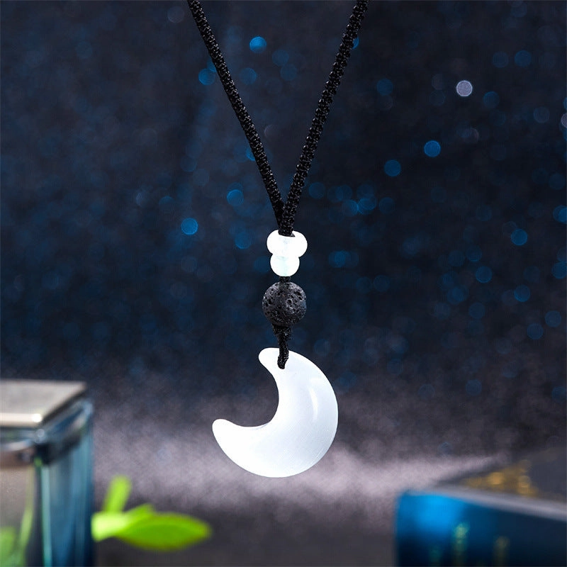 Wholesale Resin Moon Necklace
