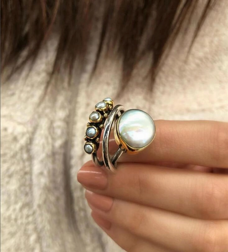 Wholesale Retro Creative New Large Pearl Inlaid Diamond Open Ring
