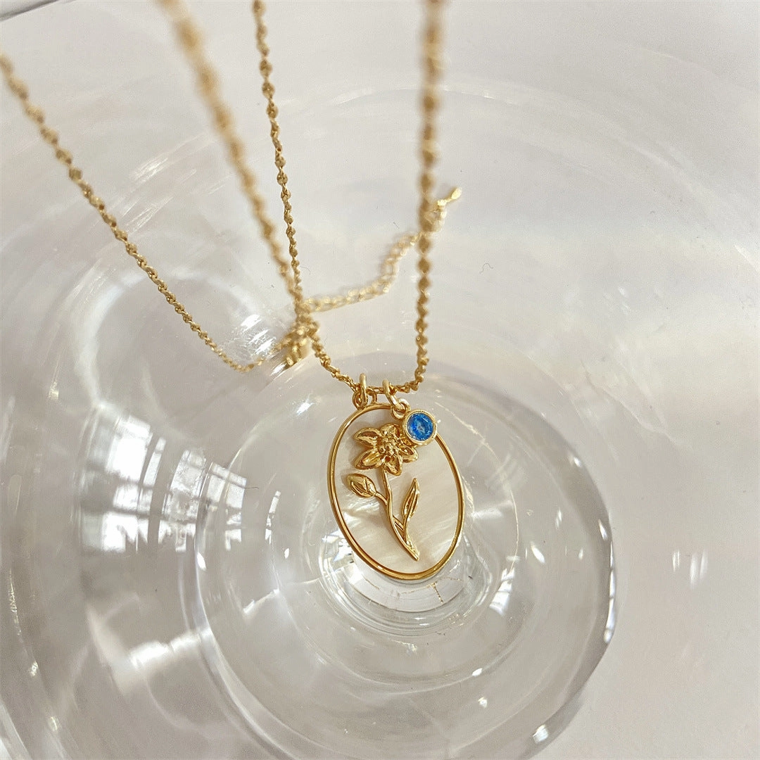 Wholesale Retro December Flower Oval Clavicle Gold Plated Necklace
