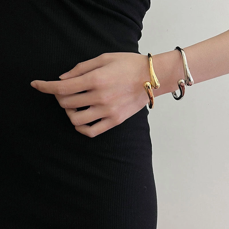 Wholesale Retro Style Metal Geometric Cross Bracelet