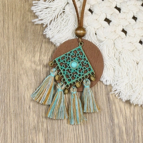 Wholesale Rhombus Carved Tassel Alloy Earrings Necklace Set