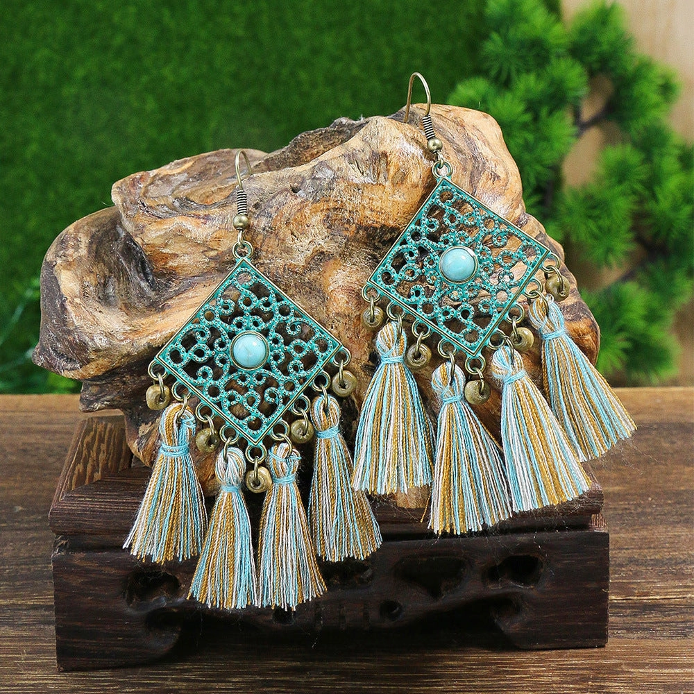 Wholesale Rhombus Carved Tassel Alloy Earrings Necklace Set