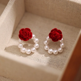 Wholesale Rose Pearl Vintage Alloy Earrings
