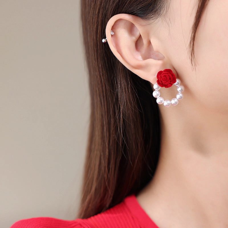Wholesale Rose Pearl Vintage Alloy Earrings