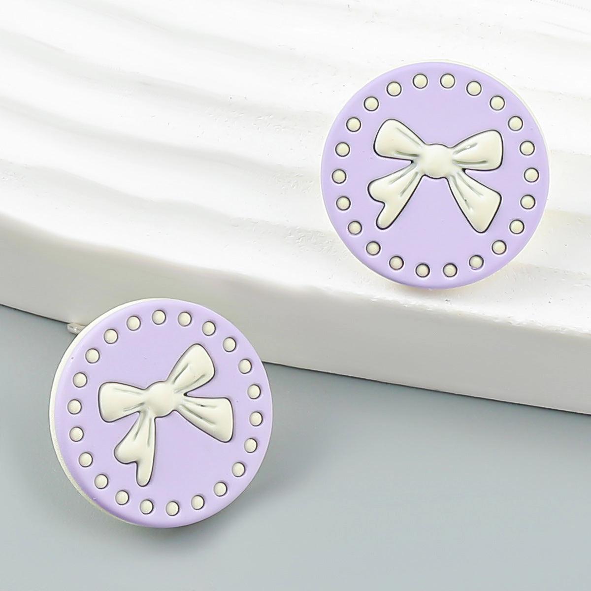Wholesale Round Spray Painted Bow Alloy Ear Studs