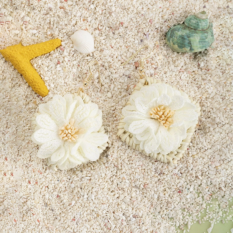 Wholesale Rustic Flower Rattan Alloy Earrings