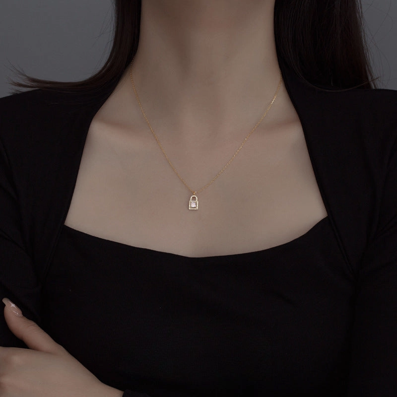Wholesale S925 Silver Lock Diamond Necklace