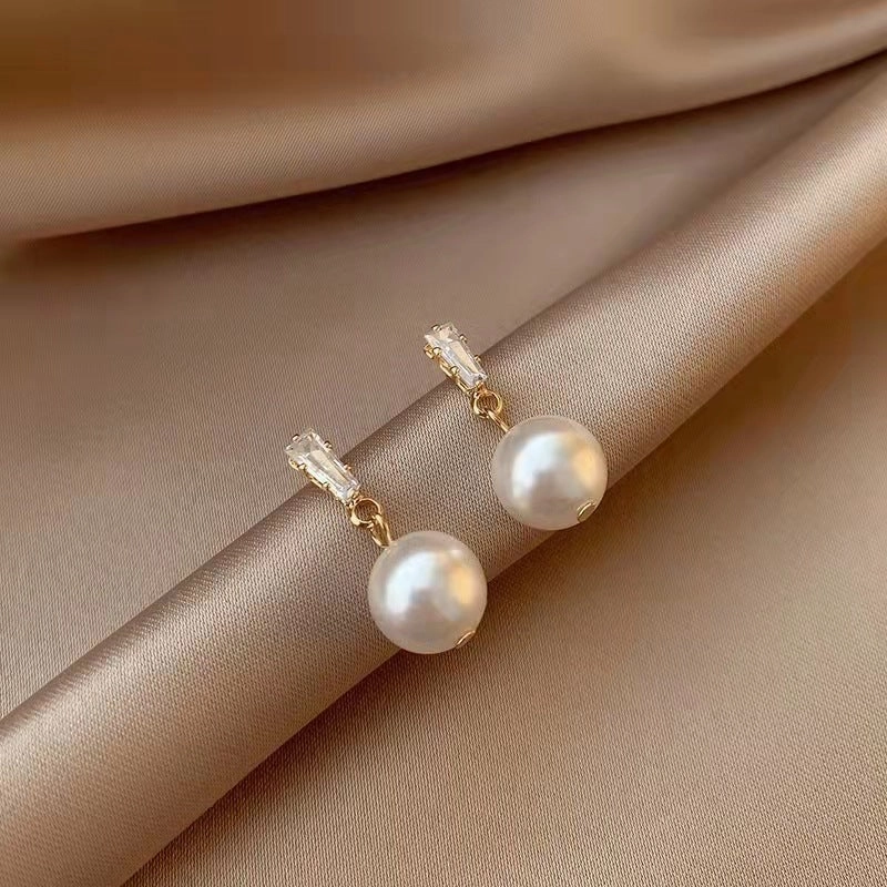 Wholesale S925 Silver Needle Earrings