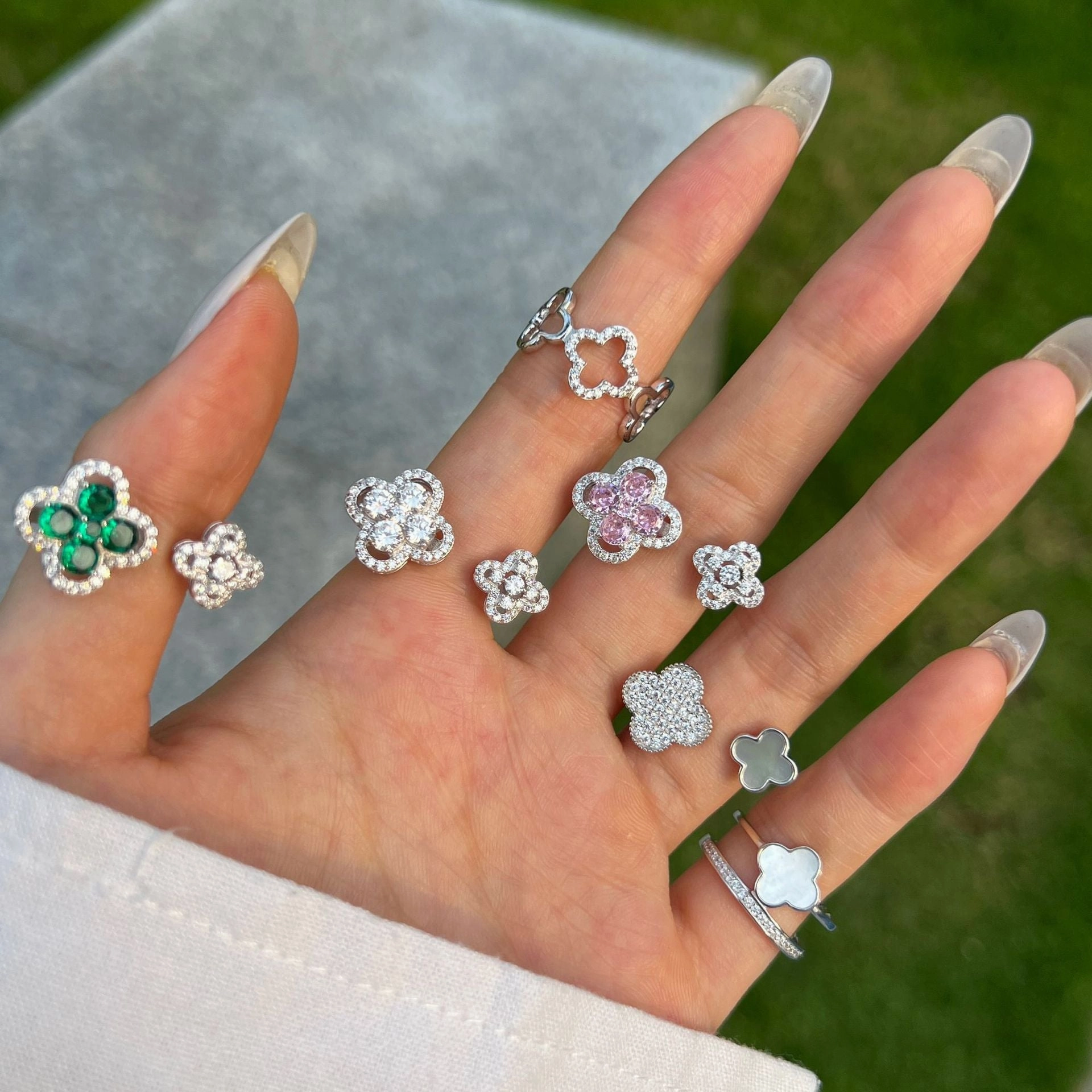 Wholesale S925 Sterling Silver Four-leaf Clover Zircon Ring