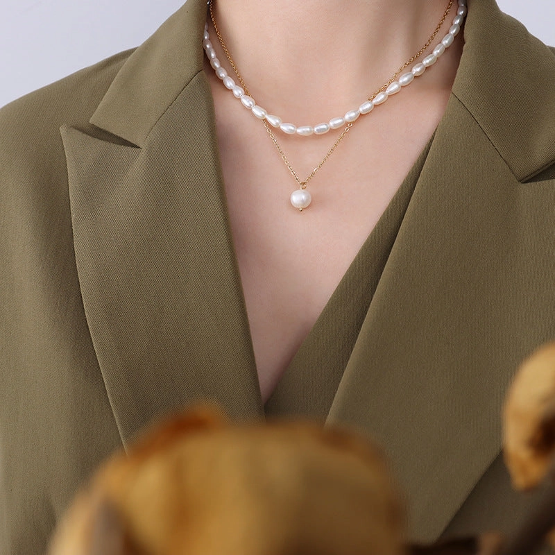 Wholesale Sales of Titanium Steel 18k Gold Freshwater Pearl Necklaces