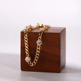 Wholesale Shiny Claw Diamond White Diamond Chain Titanium Steel Bracelet