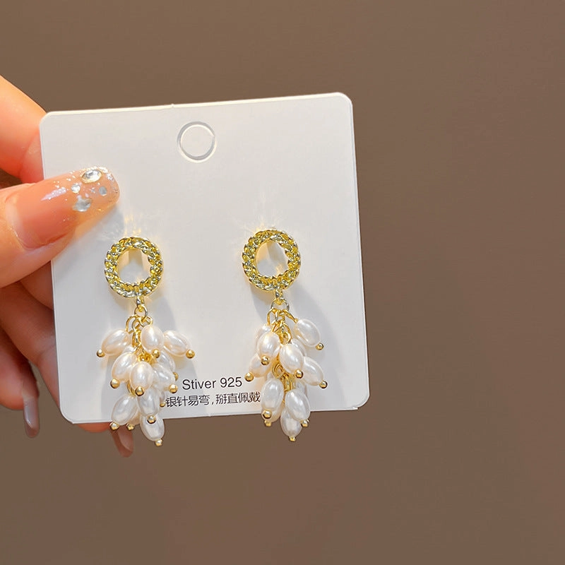 Wholesale Silver Needle Baroque Pearl Water Drop Love Flower Contrast Earrings