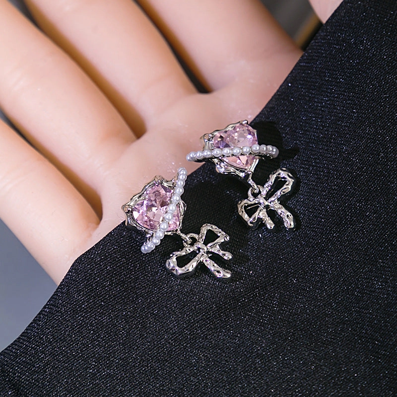 Wholesale Silver Needle Love Wrap Heart Pearl Alloy Earrings