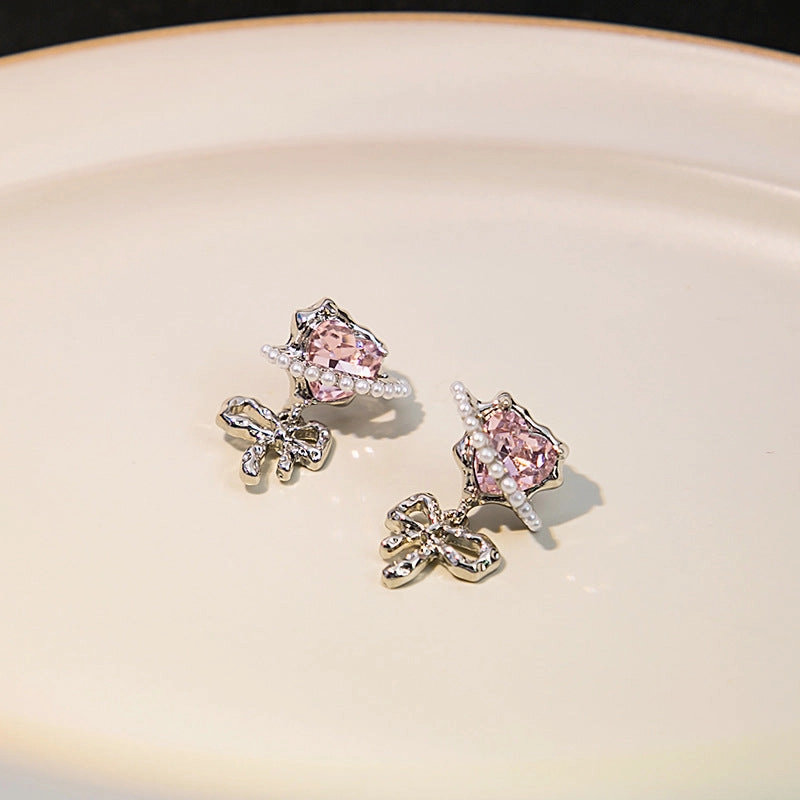 Wholesale Silver Needle Love Wrap Heart Pearl Alloy Earrings