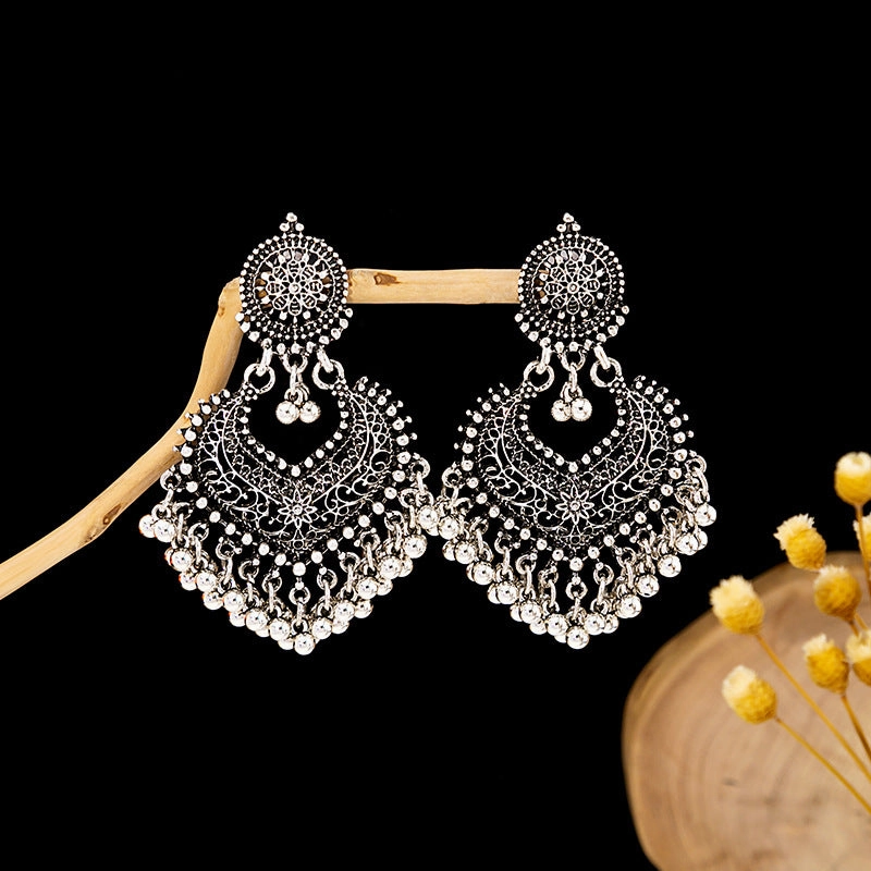 Wholesale Silver Pin Hollow Crystal Alloy Earrings