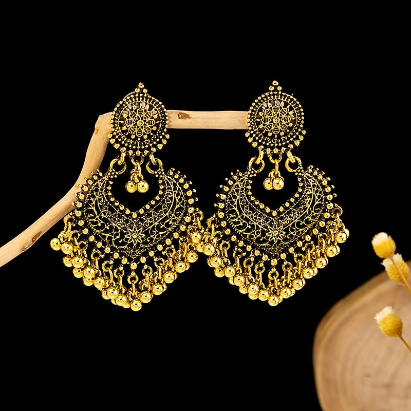 Wholesale Silver Pin Hollow Crystal Alloy Earrings