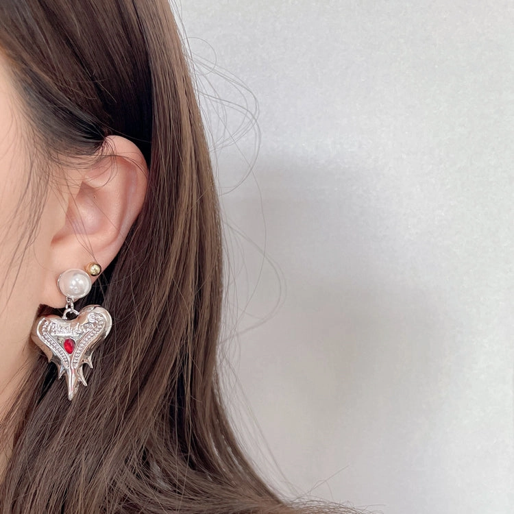 Wholesale Silver Plated Diamond Heart Alloy Earrings