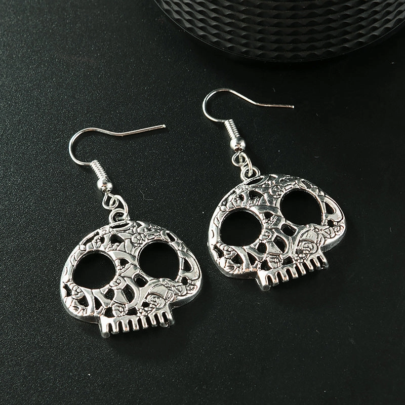 Wholesale Skeleton Knuckle Palm Eye Spider Alloy Earrings