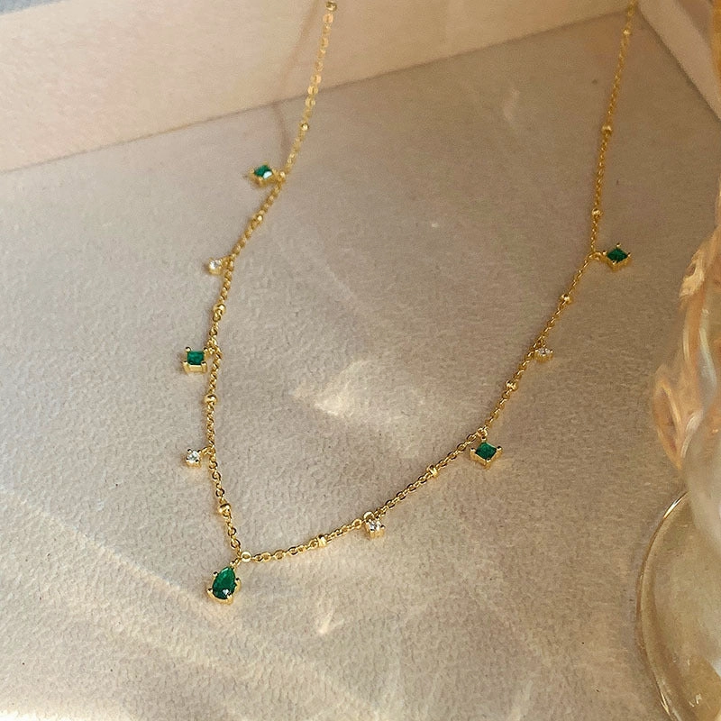 Wholesale Slim Vintage Accessories Zirconia Copper Necklace