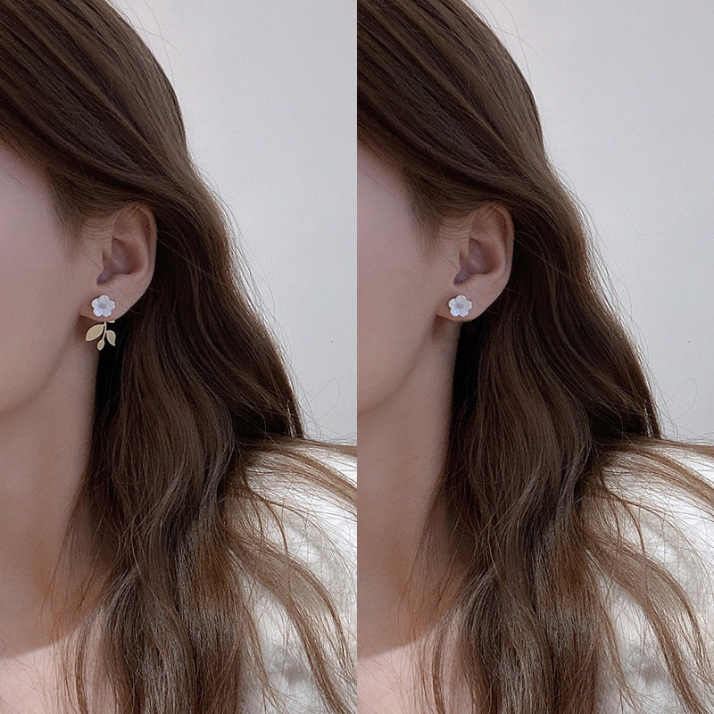 Wholesale Small Daisy Flower Alloy Earrings