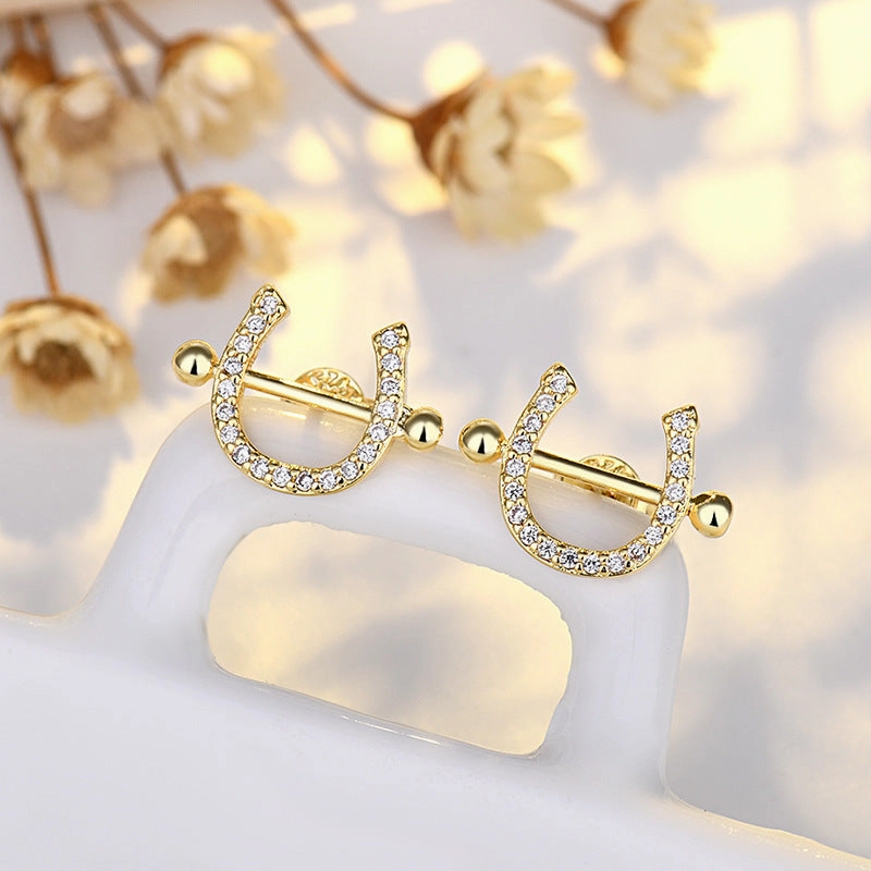 Wholesale Small U Shape Female Copper Earrings