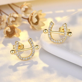 Wholesale Small U Shape Female Copper Earrings