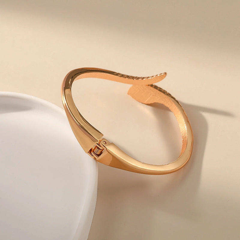 Wholesale Snake Diamond Copper Bracelet