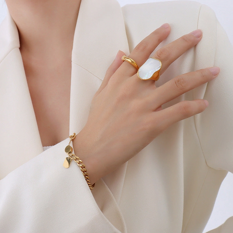 Wholesale Special Shaped White Seashell Titanium Steel Ring