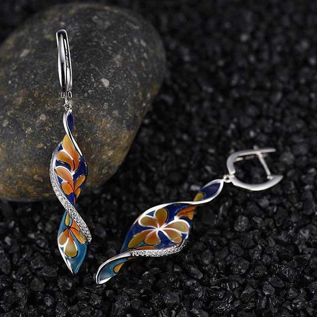 Wholesale Spiral Leaf Enamel Metal Earrings