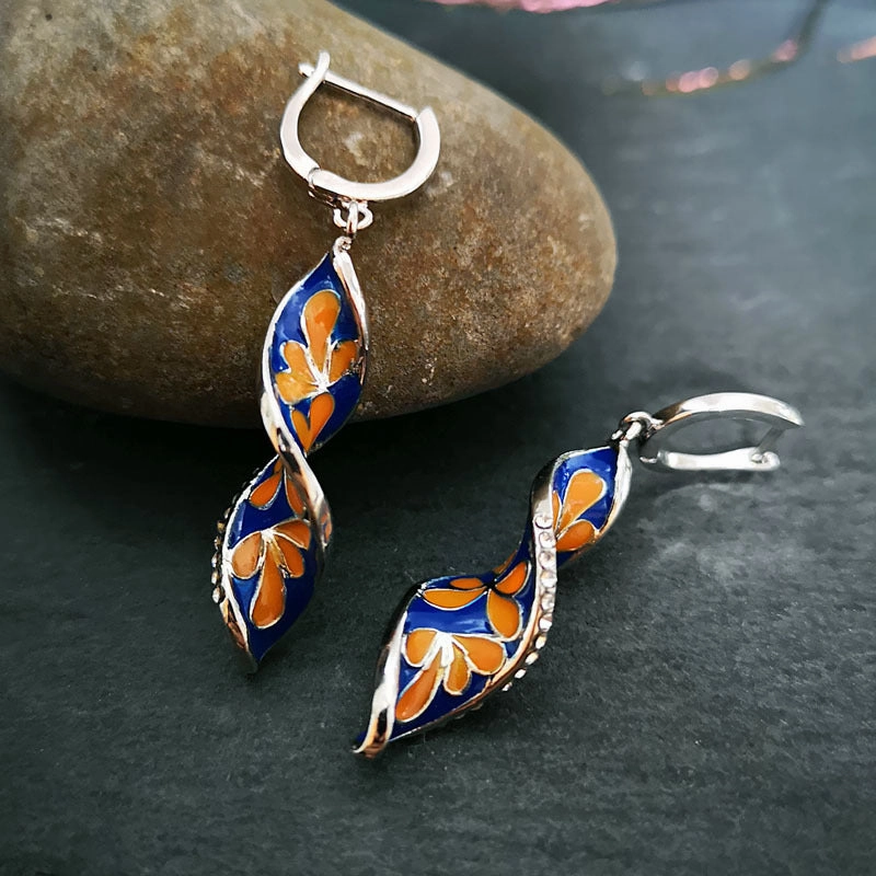 Wholesale Spiral Leaf Enamel Metal Earrings