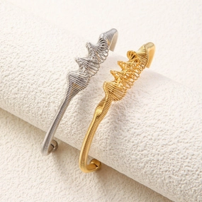 Wholesale Spring Wave Non fading Simple and High end Light Luxury Bracelet