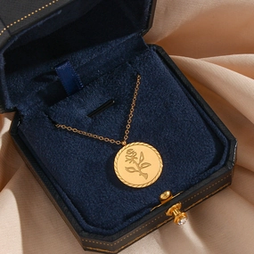 Wholesale Stainless Steel 18K Gold Plated Round Rose Flower Necklace