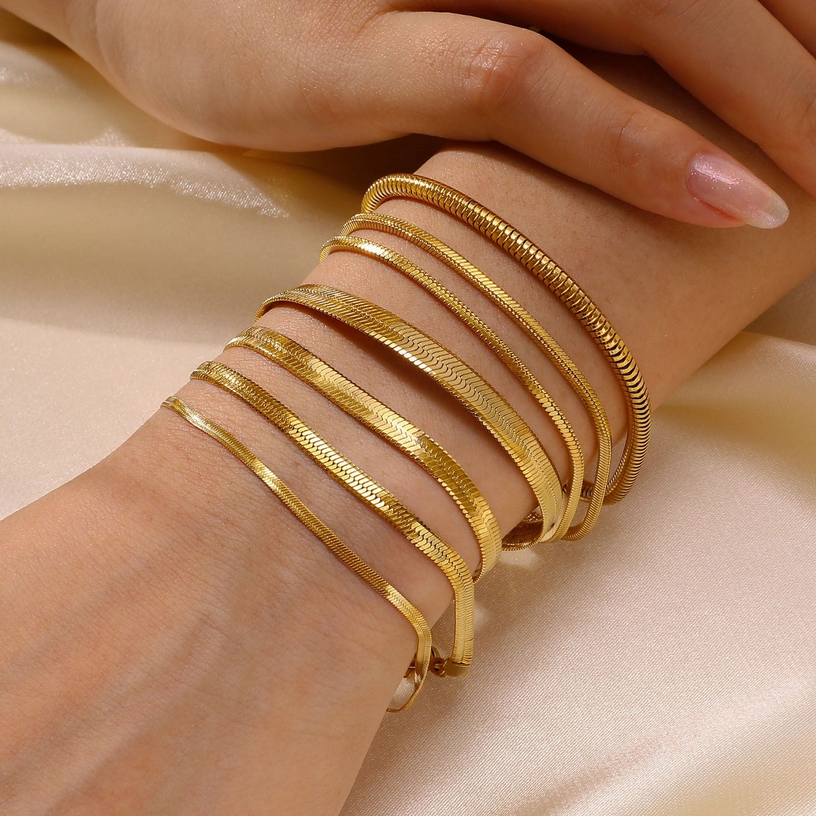 Wholesale Stainless Steel Blade Flat Snake Bracelet