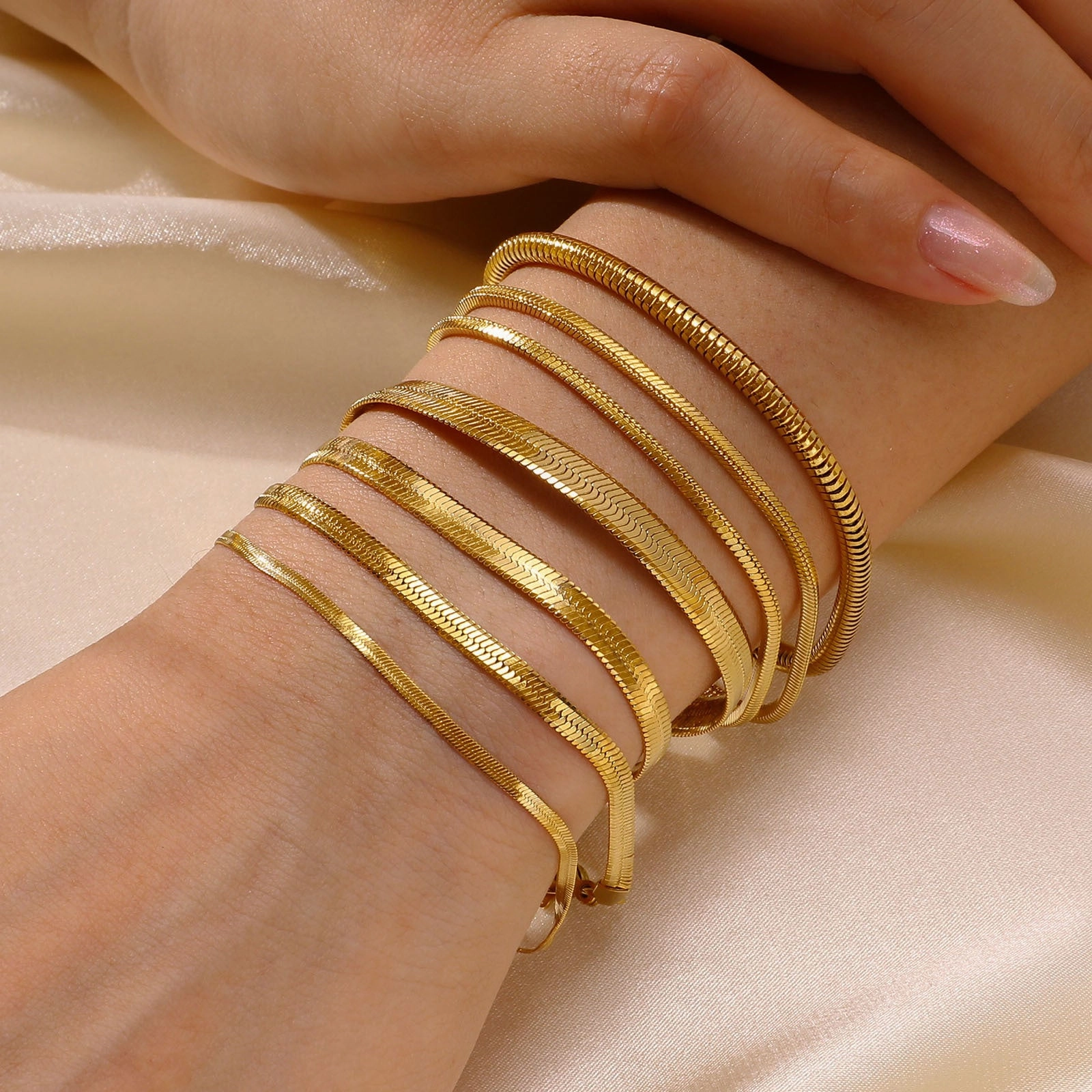 Wholesale Stainless Steel Blade Flat Snake Bracelet