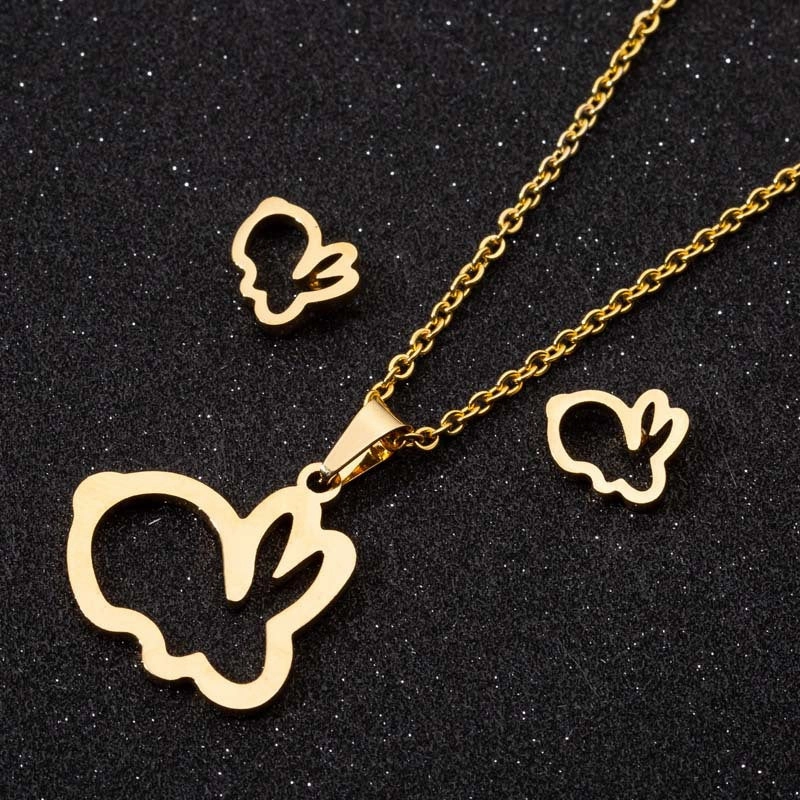 Wholesale Stainless Steel Coconut Hollow Pineapple Thousand Paper Crane Necklace Set