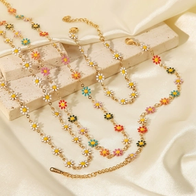 Wholesale Stainless Steel Colorful Small Daisy Chain Bracelet