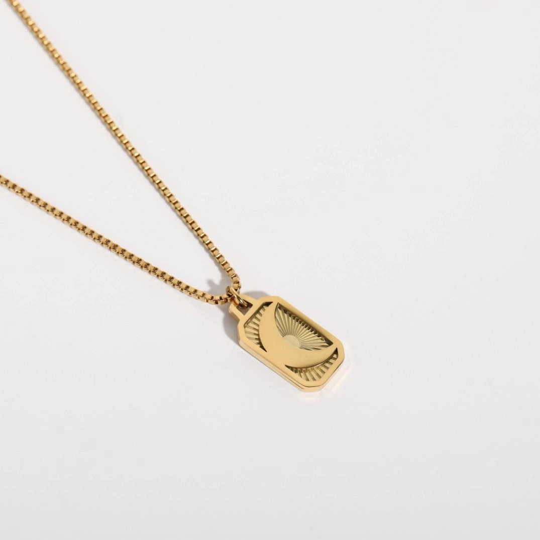 Wholesale Stainless Steel Electroplated 18K Gold Moon Zircon Necklace