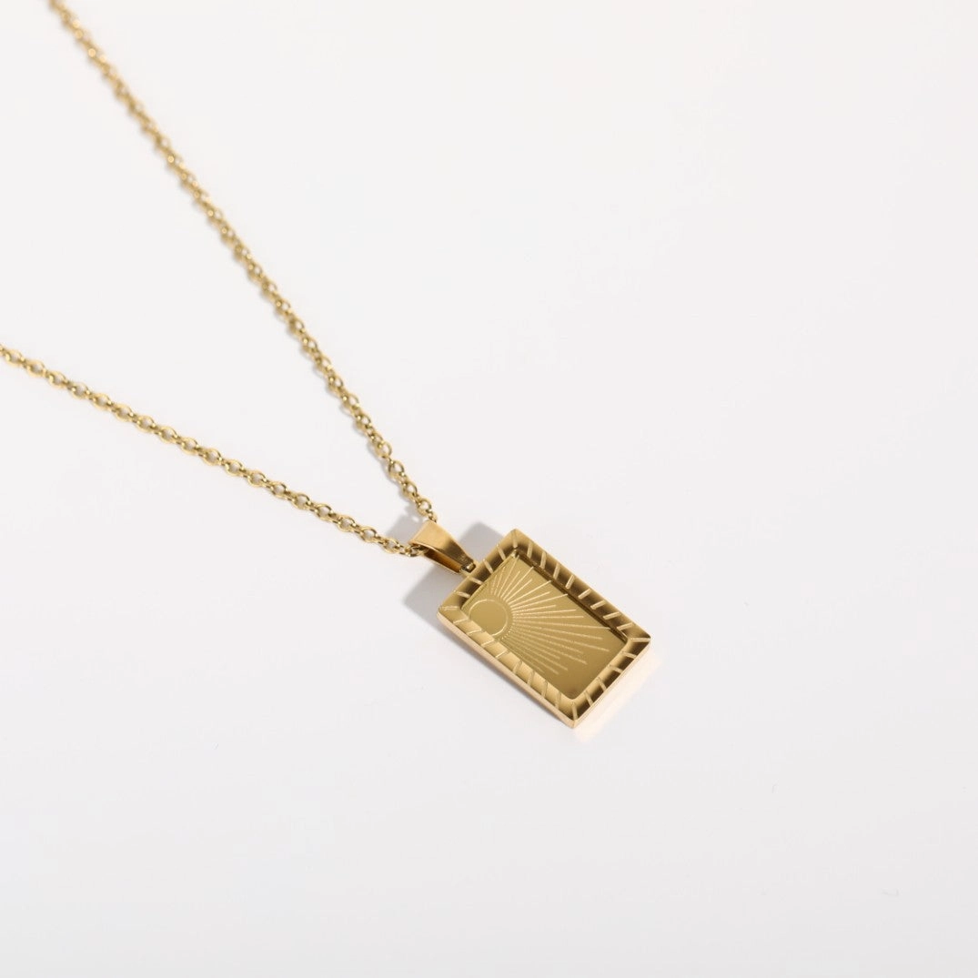 Wholesale Stainless Steel Electroplated 18K Gold Moon Zircon Necklace