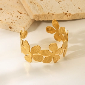 Wholesale Stainless Steel Flower 18K Gold Plated Non-fading Bracelet