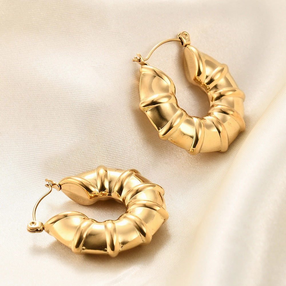 Wholesale Stainless Steel Geometric U-shaped Striped Vintage Minimalist Earrings
