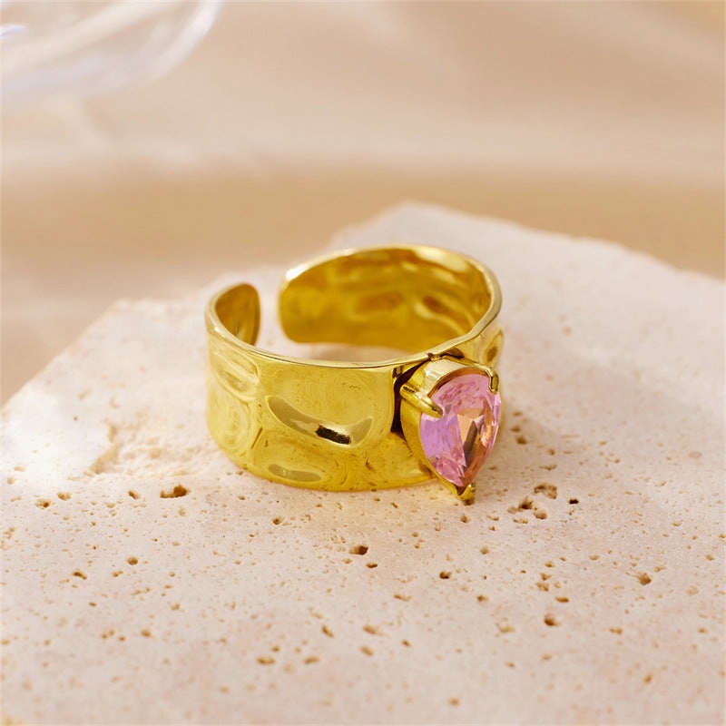 Wholesale Stainless Steel Gold Pink Zircon Hammer Pattern Wide Face Ring