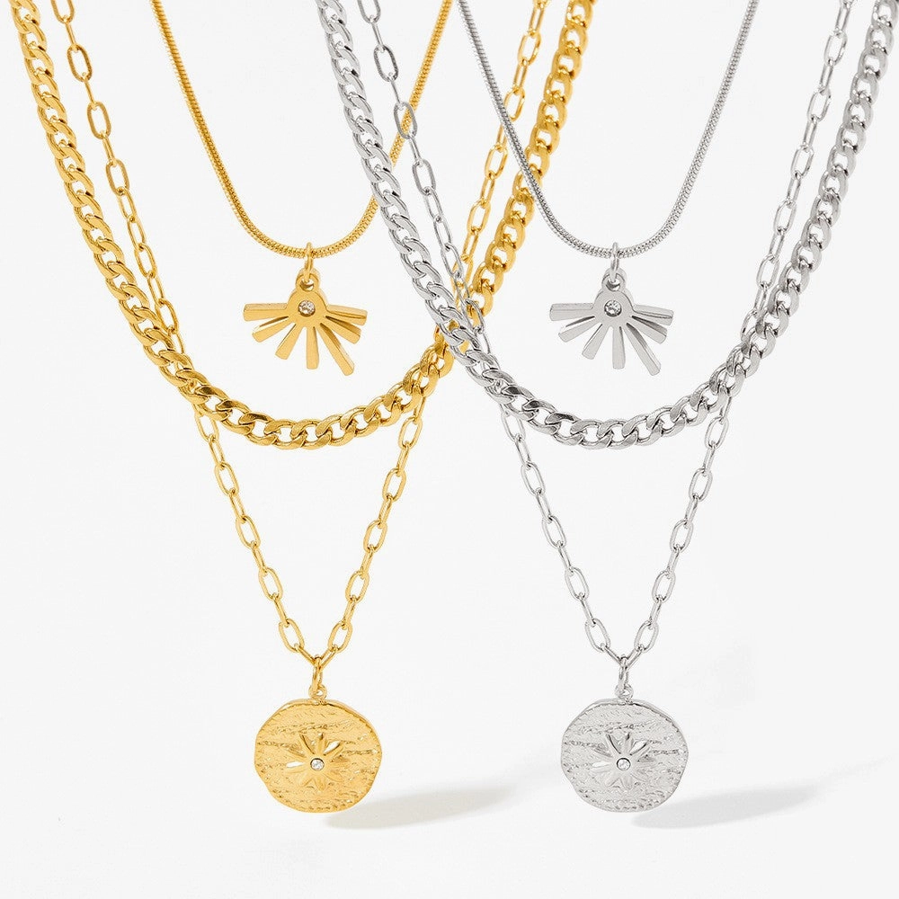 Wholesale Stainless Steel Gold-plated Geometric Medal Sun Flower Pendant Clavicle Necklace