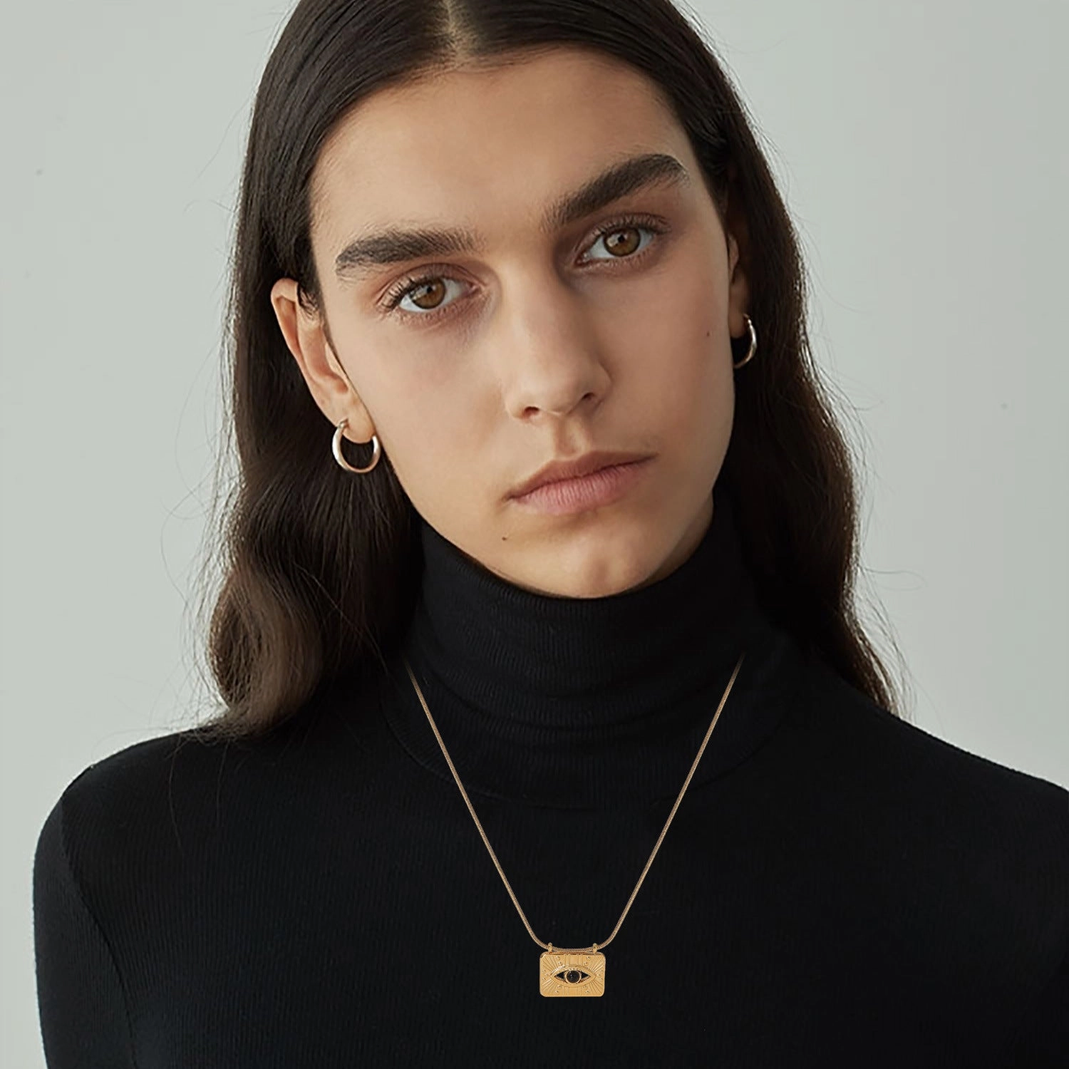 Wholesale Stainless Steel Gold Plated Square Eye Pendant Necklace