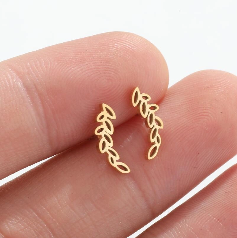 Wholesale Stainless Steel Leaves Ear Studs Earrings