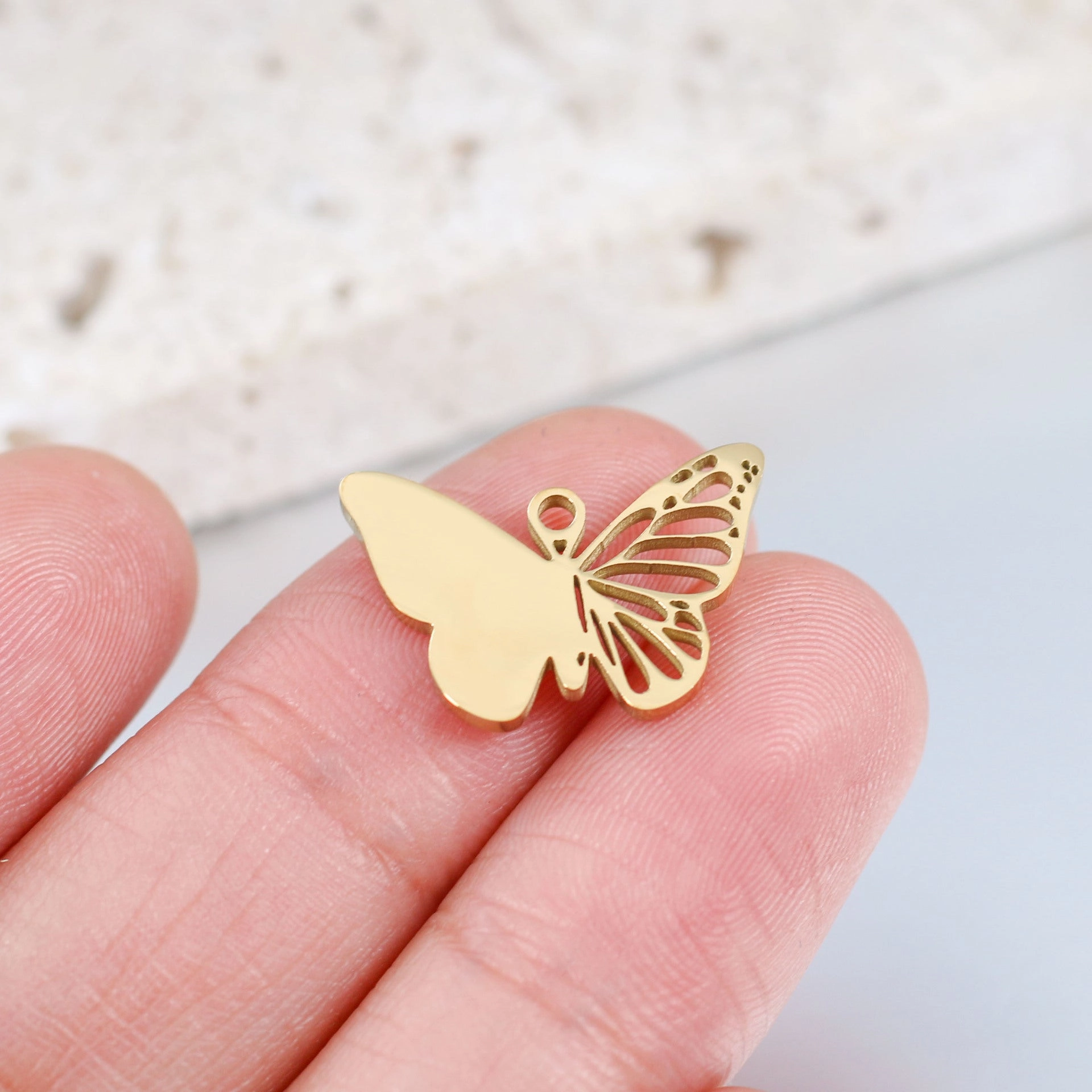 Wholesale Stainless Steel Mirror Creative Hollow Butterfly Diy Pendant
