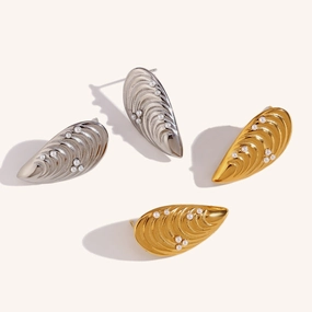 Wholesale Stainless Steel Plated 18K Gold Pearl Shell Earrings