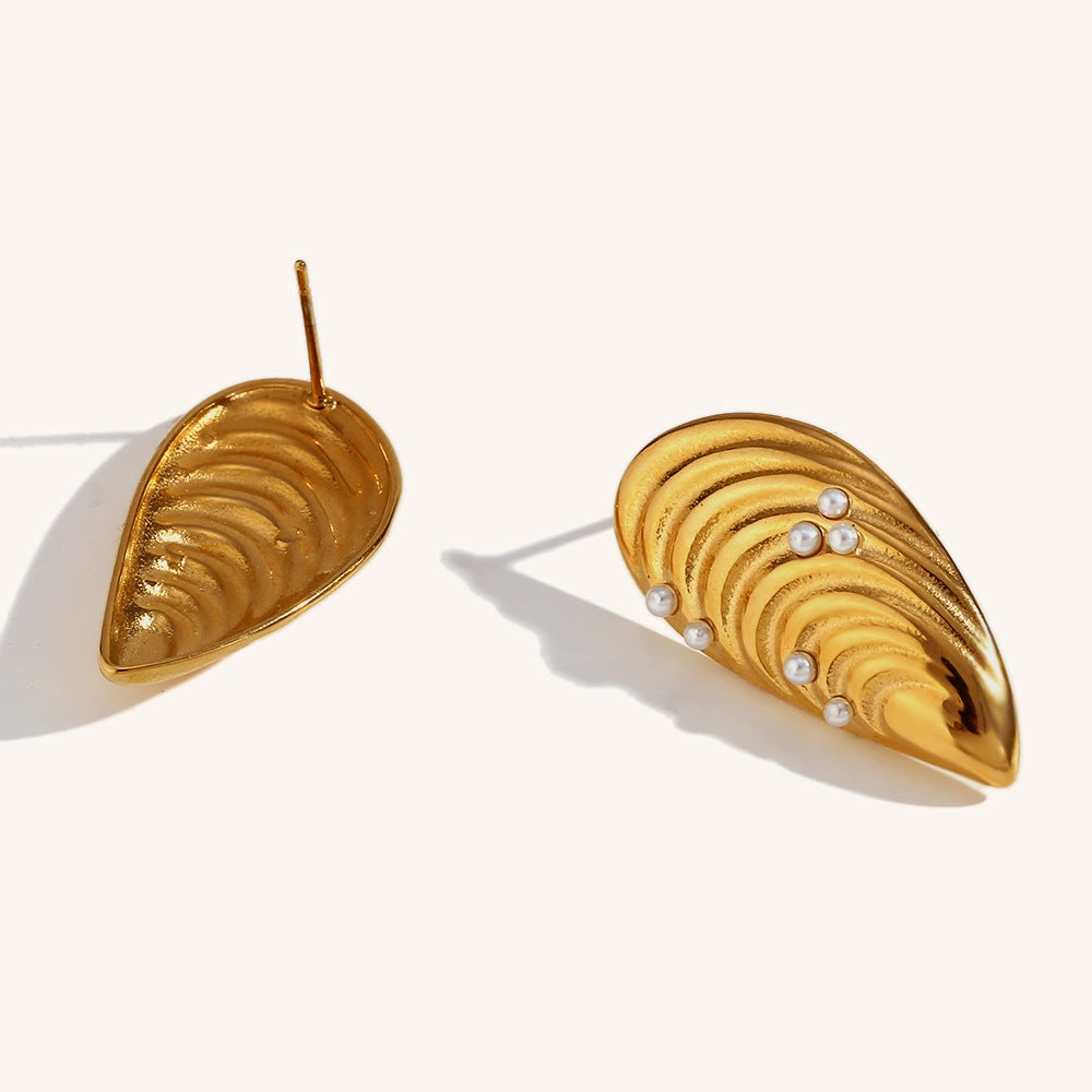 Wholesale Stainless Steel Plated 18K Gold Pearl Shell Earrings