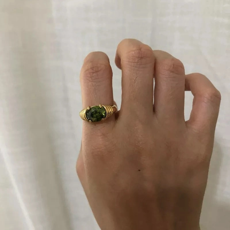 Wholesale Stainless Steel Retro Gemstone Rings