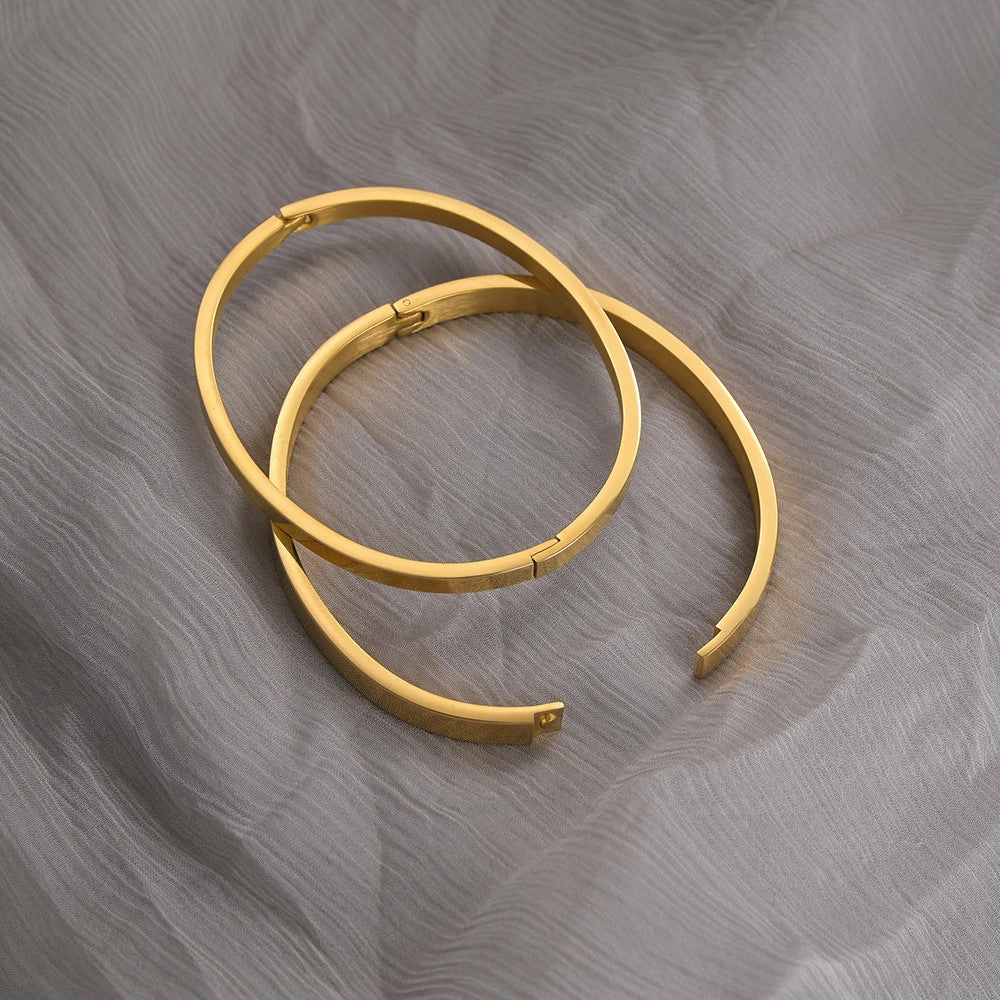 Wholesale Stainless Steel Smooth Buckle Bracelet