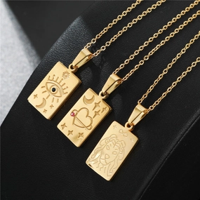Wholesale Stainless Steel Tarot Engraved Pendant Necklace